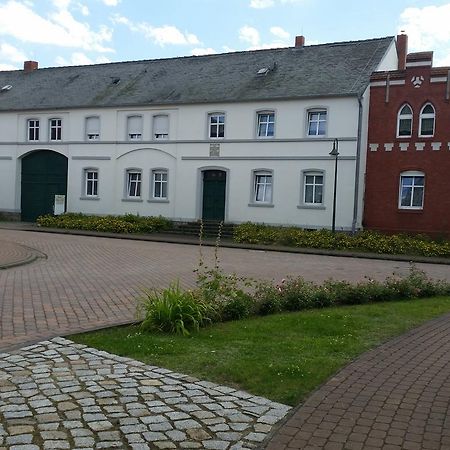Pension Belau'S Hof Stendal Exteriör bild