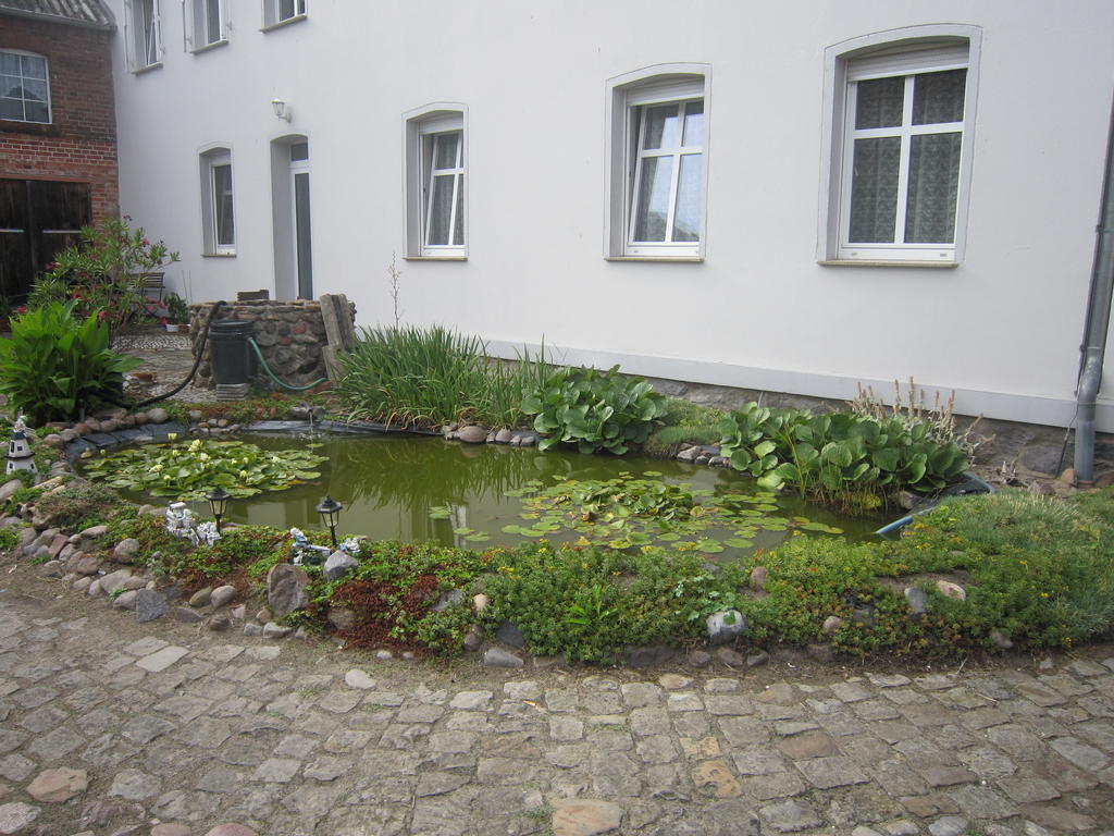 Pension Belau'S Hof Stendal Exteriör bild