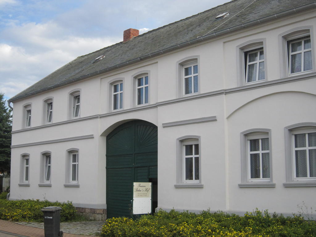 Pension Belau'S Hof Stendal Exteriör bild